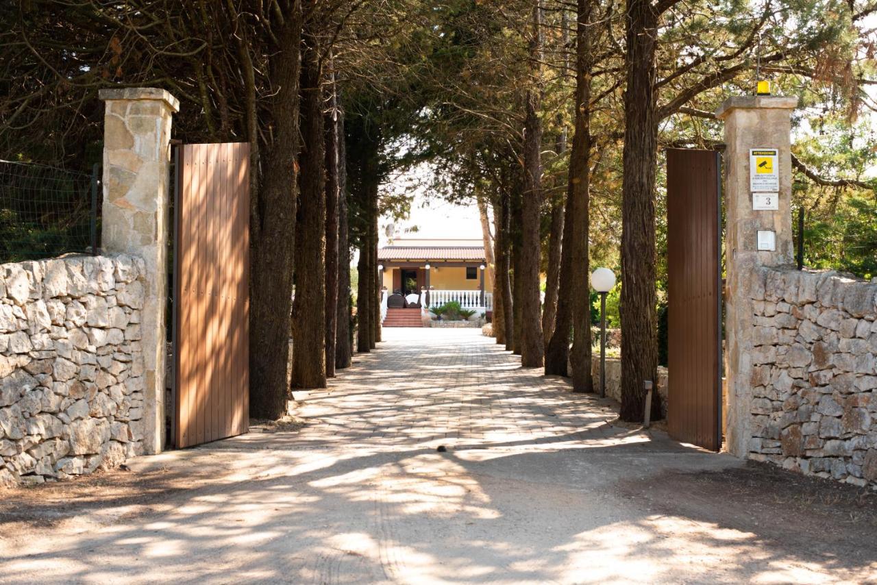 Villa Patrizia-Luxury Villa موتولا المظهر الخارجي الصورة