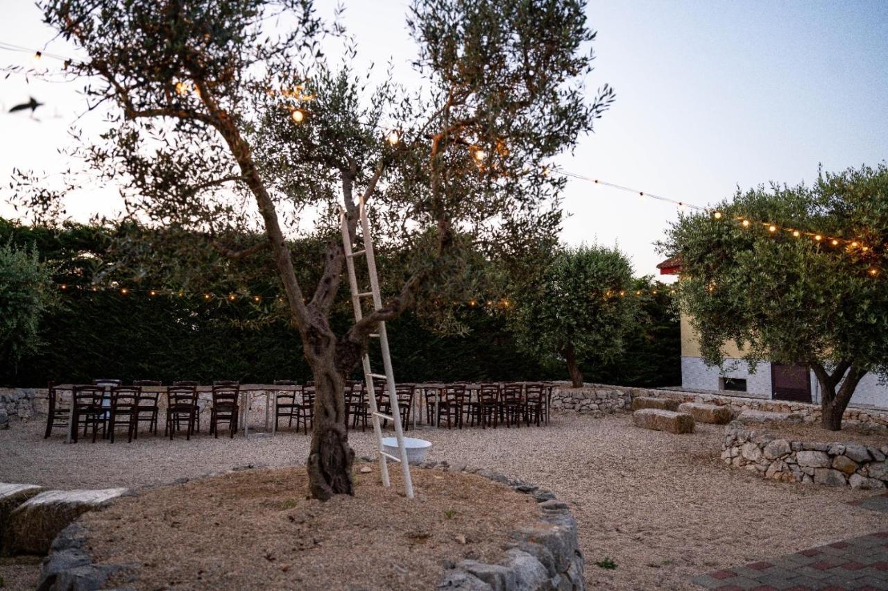 Villa Patrizia-Luxury Villa موتولا المظهر الخارجي الصورة