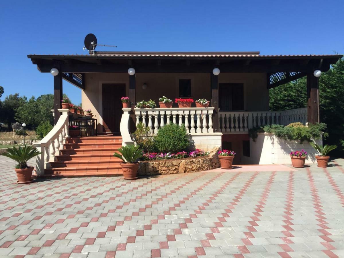 Villa Patrizia-Luxury Villa موتولا المظهر الخارجي الصورة